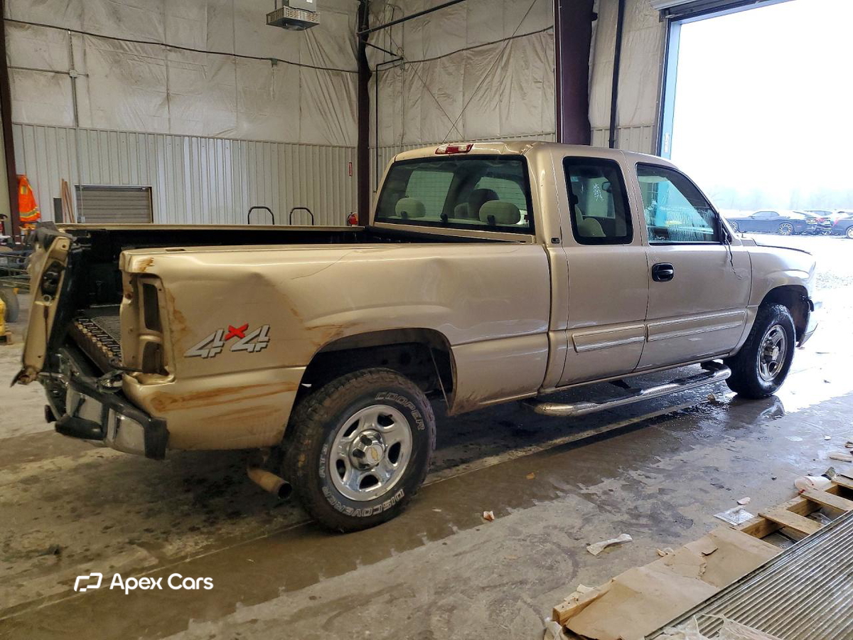 Chevrolet Silverado 2004
