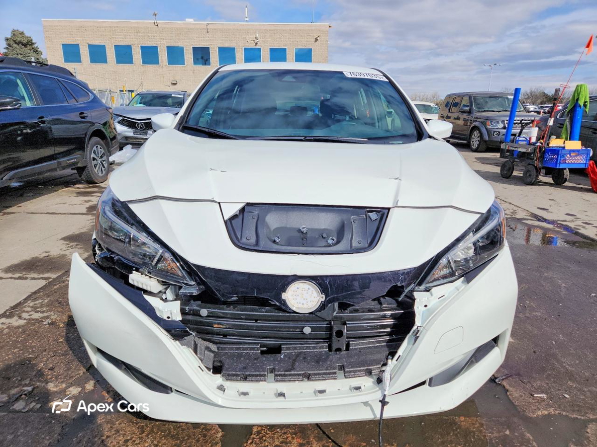 Nissan Leaf 2025