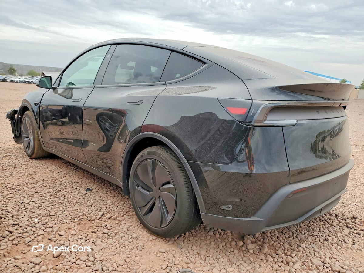 Tesla Model Y 2026