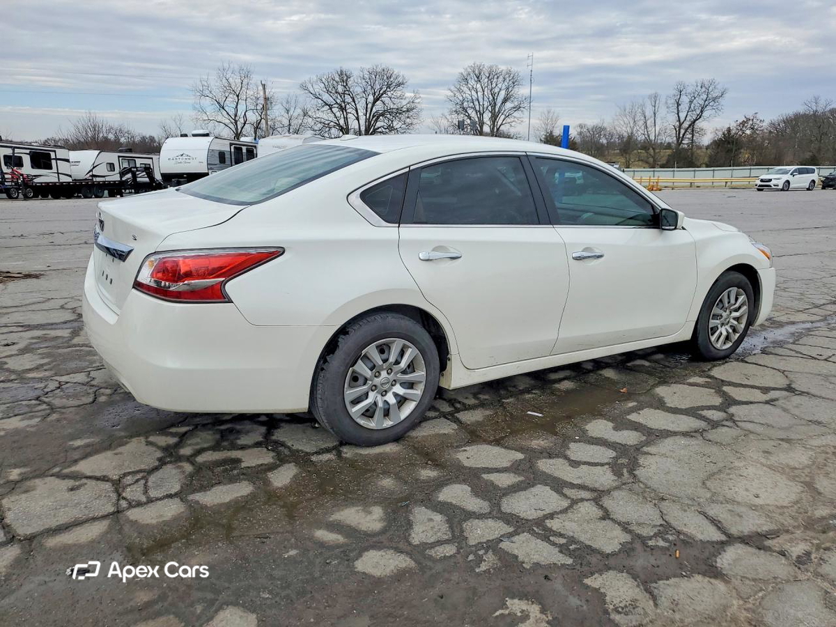 Nissan Altima 2015
