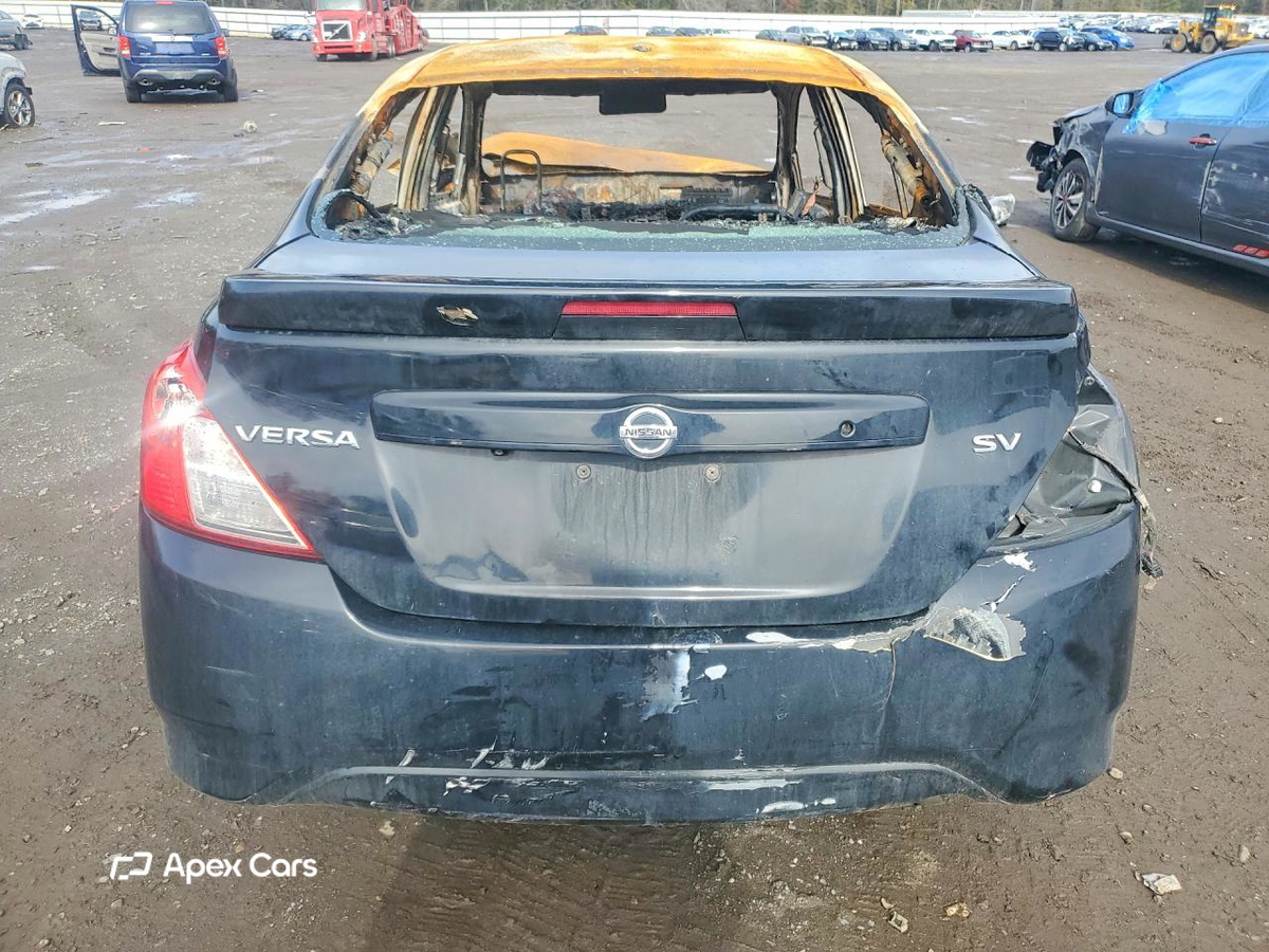 Nissan Versa 2019
