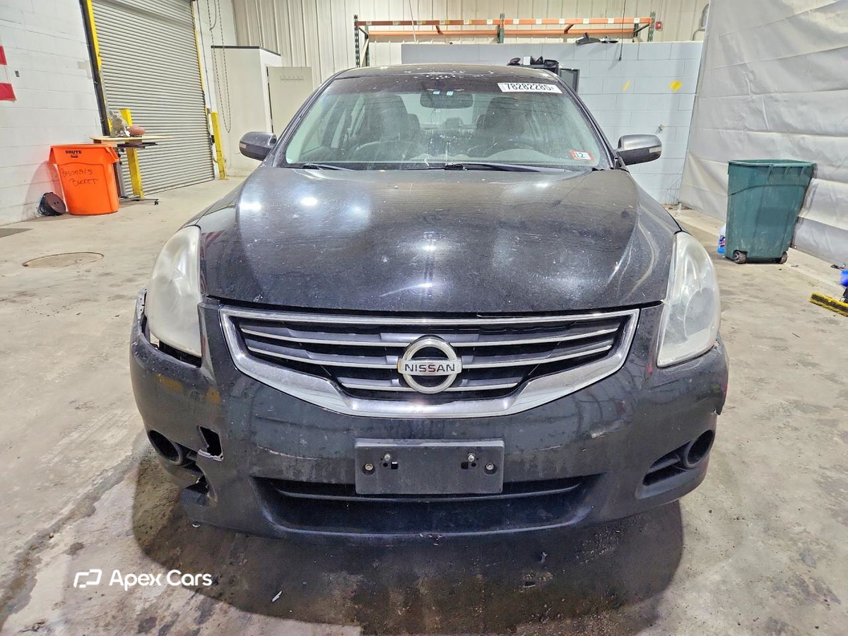 Nissan Altima 2012