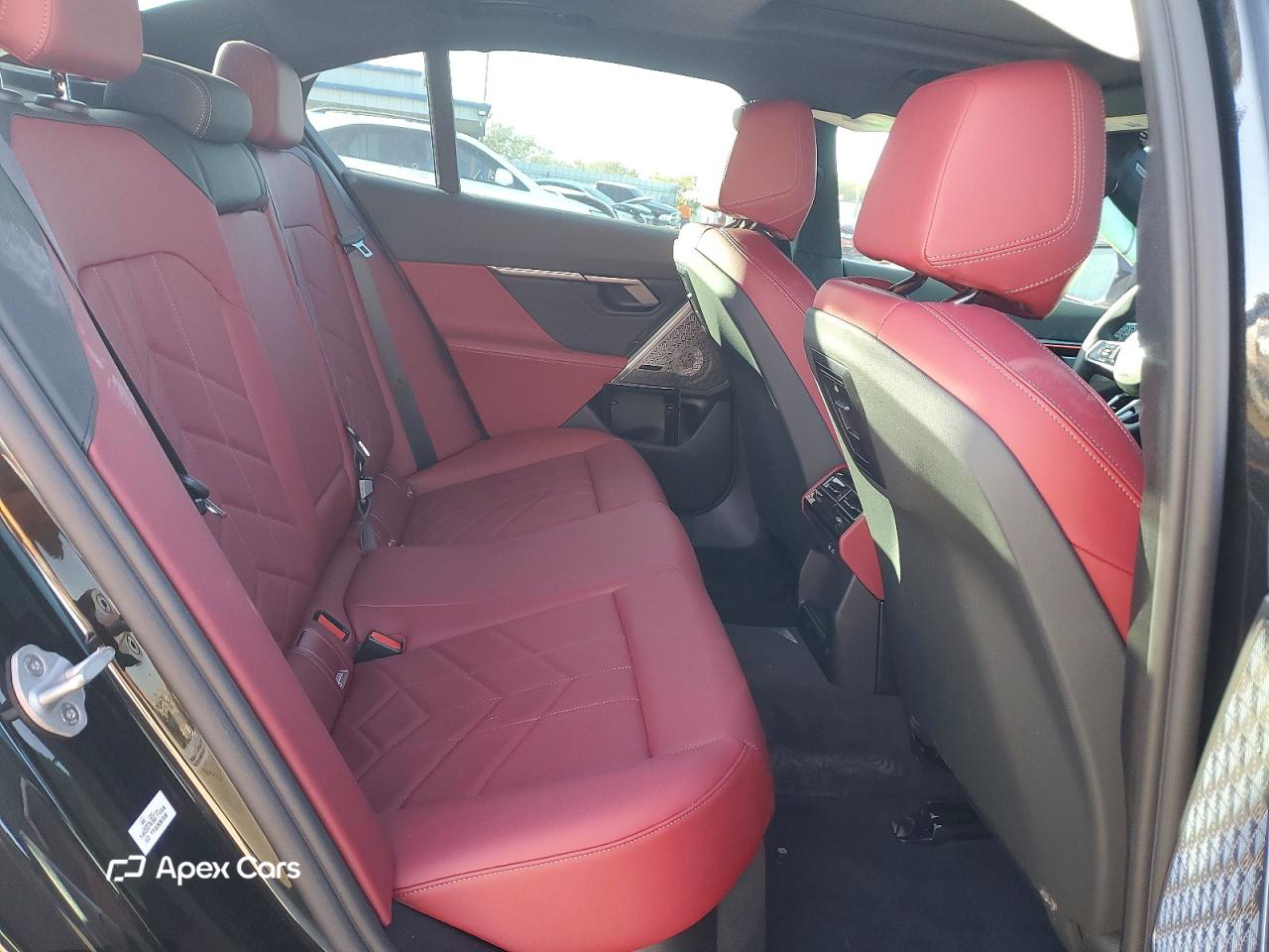 BMW i5 2025