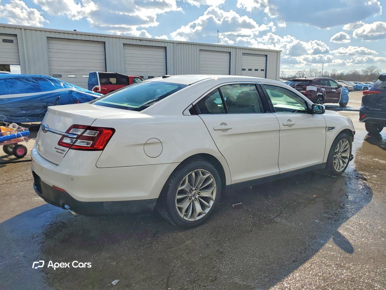 Ford Taurus 2015