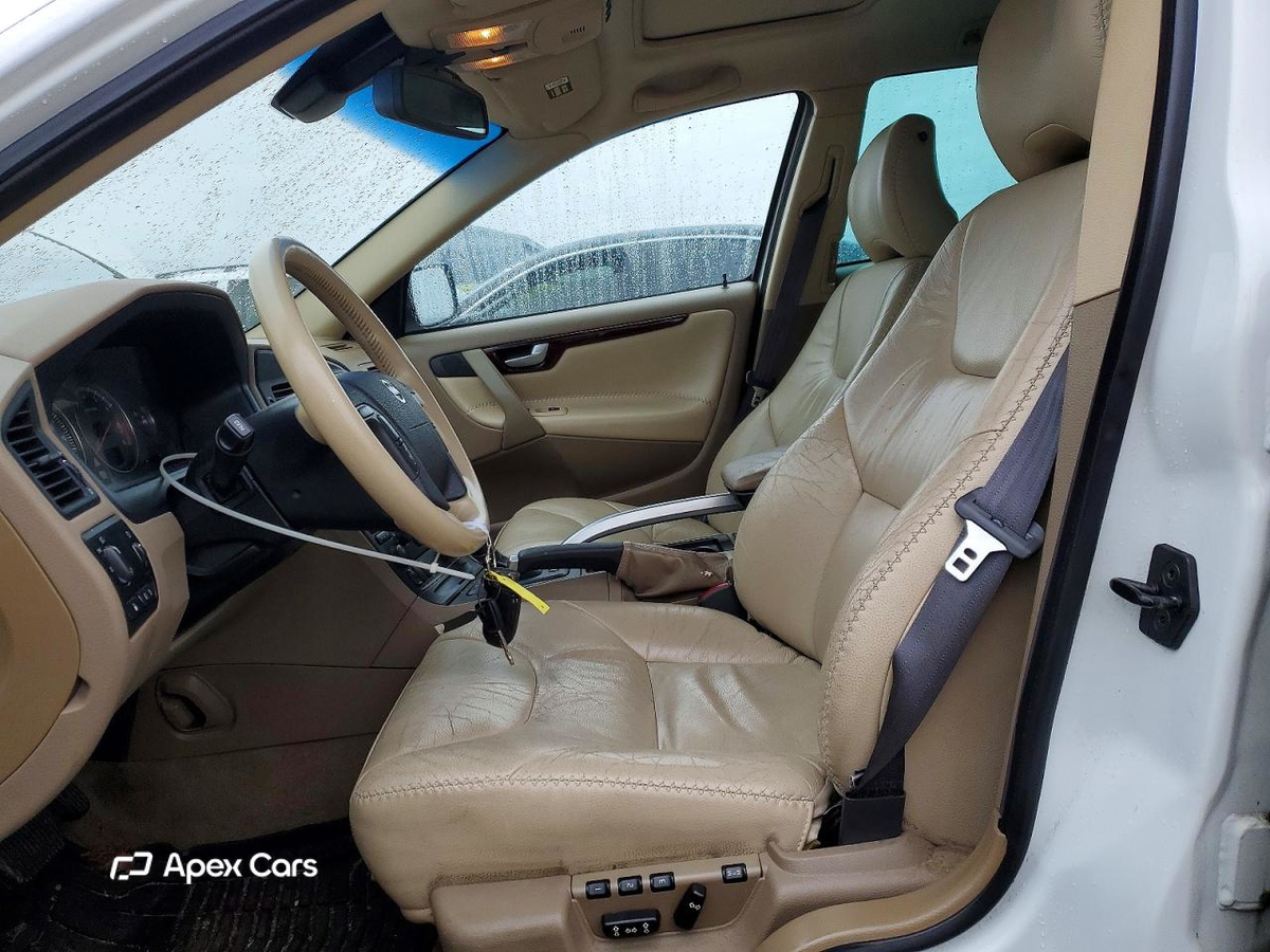 Volvo XC70 2004