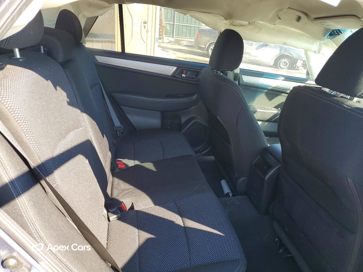 Subaru Outback 2015