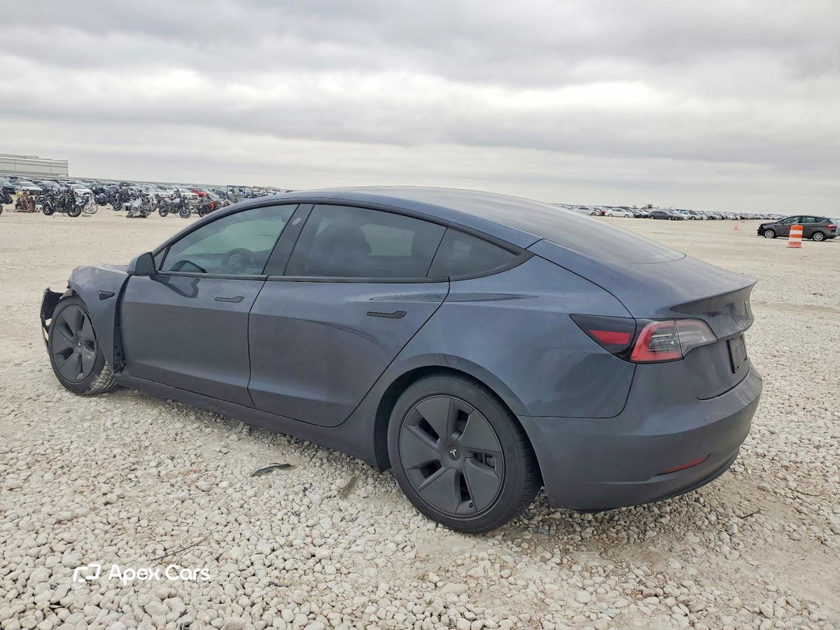 Tesla Model 3 2022