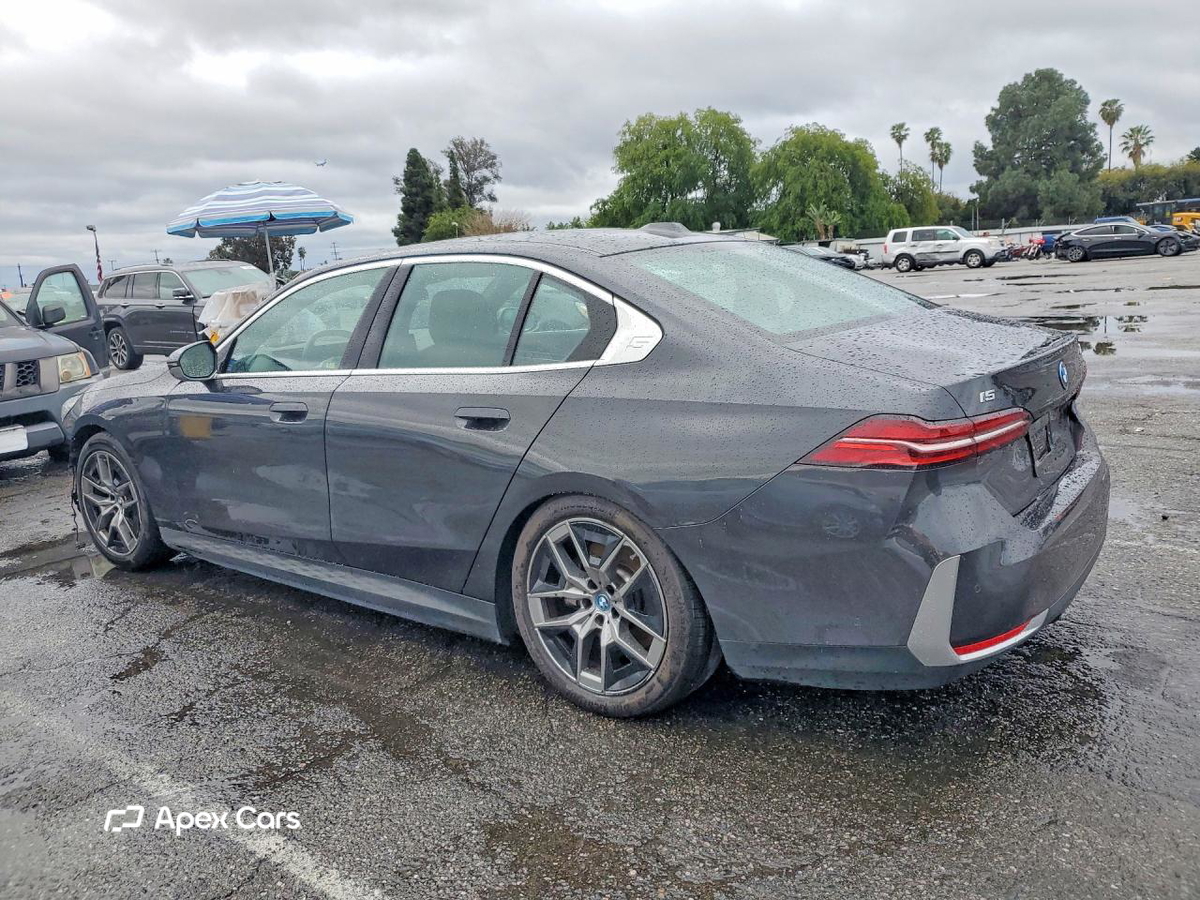 BMW i5 2024