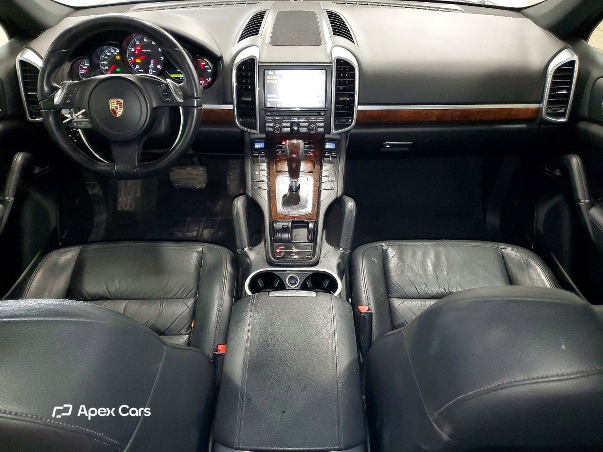 Porsche Cayenne 2011