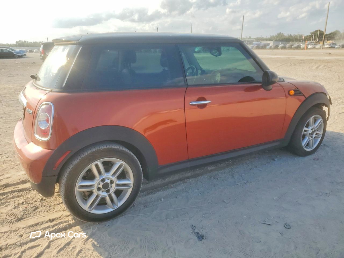 MINI Cooper 2013