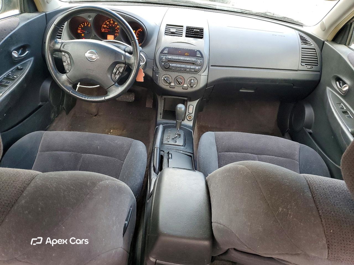 Nissan Altima 2002