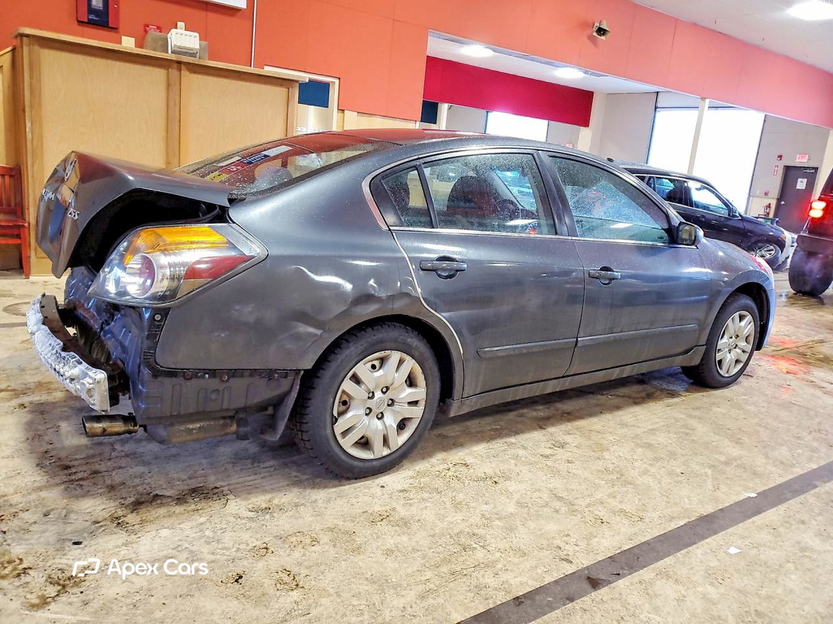 Nissan Altima 2011
