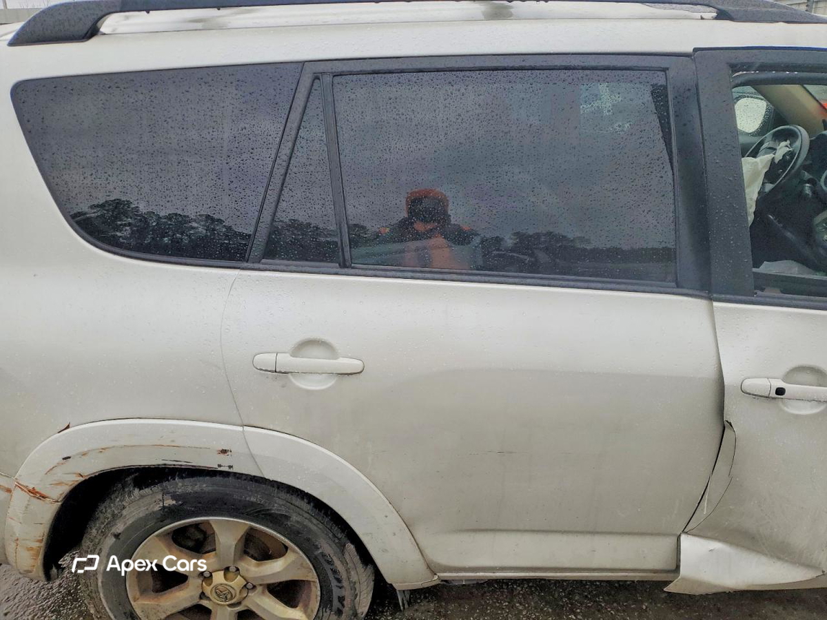 Toyota RAV 4 2011
