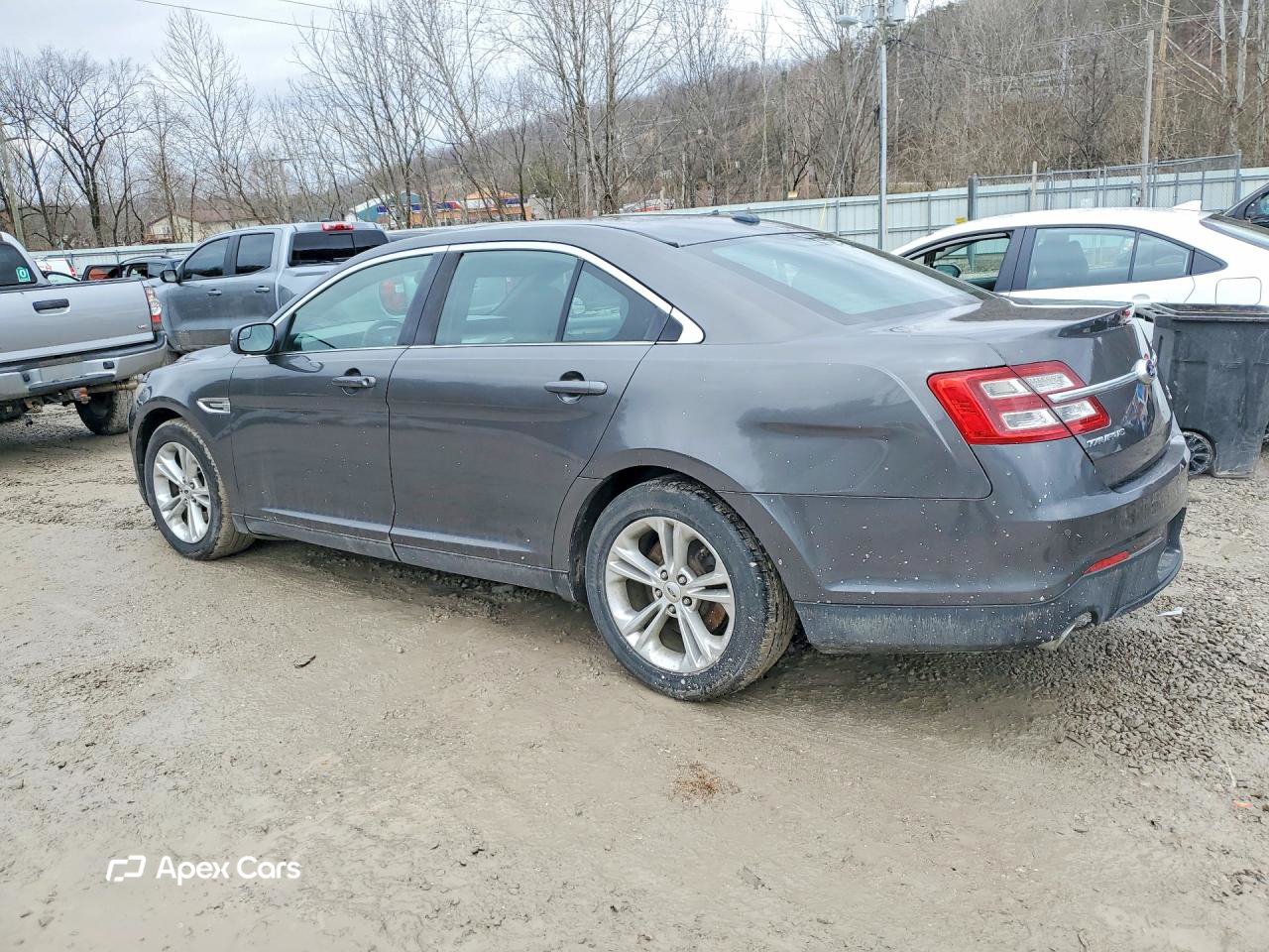 Ford Taurus 2015