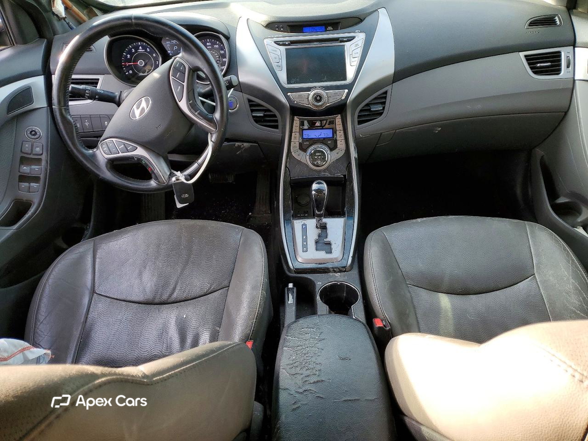 Hyundai Elantra 2013