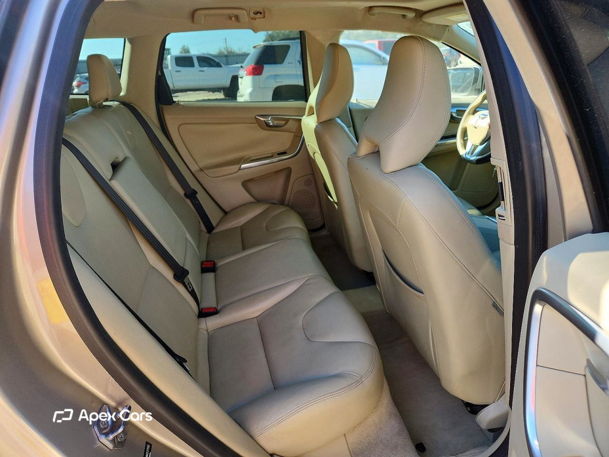 Volvo XC60 2015