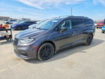 Chrysler Pacifica 2022
