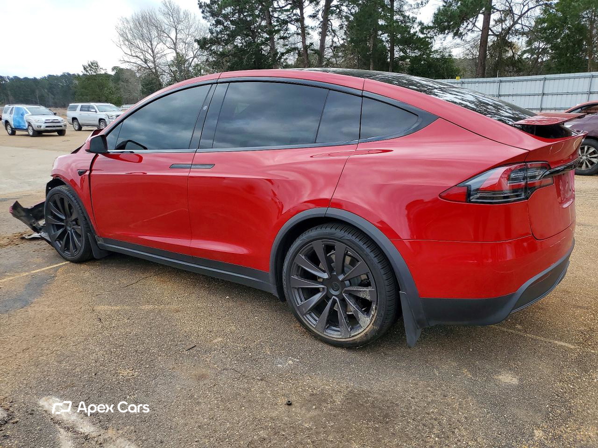 Tesla Model X 2022