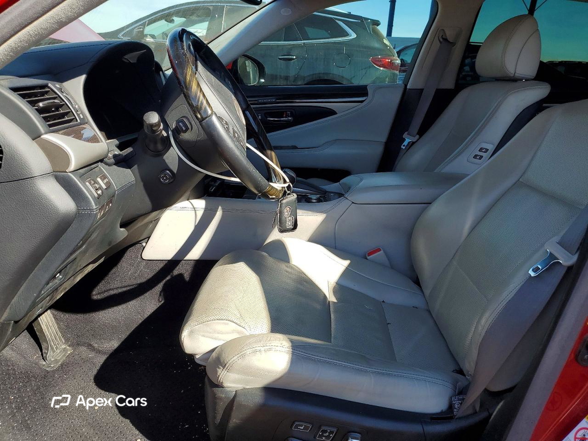 Lexus LS 2013