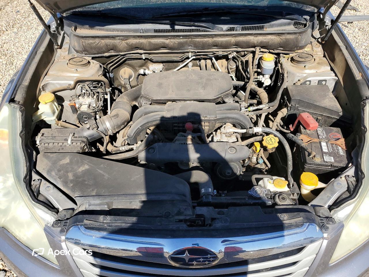 Subaru Outback 2011