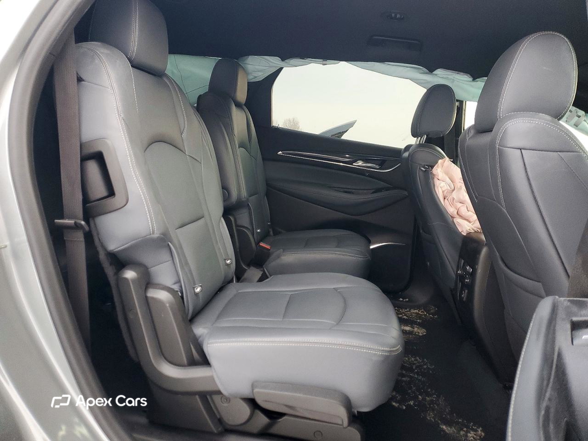 Buick Enclave 2023