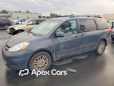 Toyota Sienna 2010 - Image 1 of 12