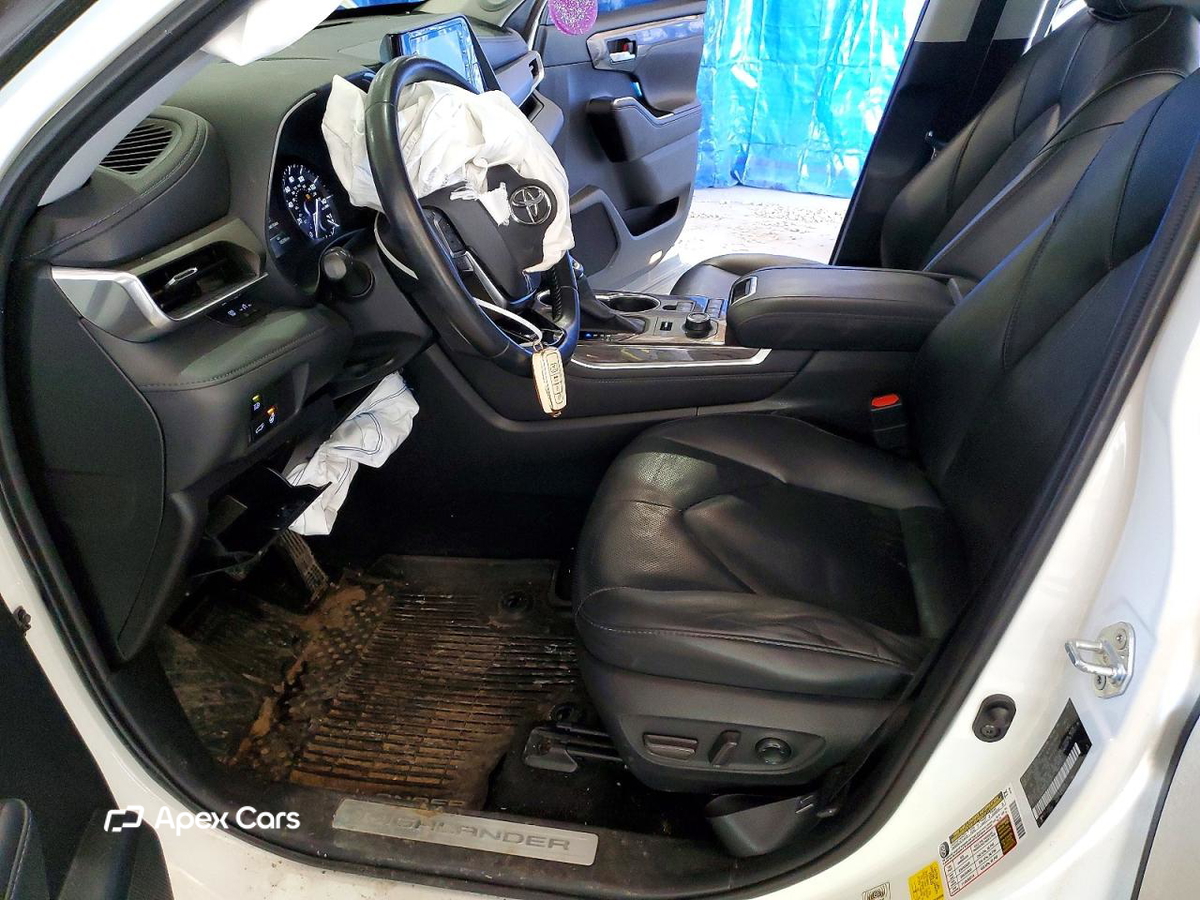 Toyota Highlander 2020