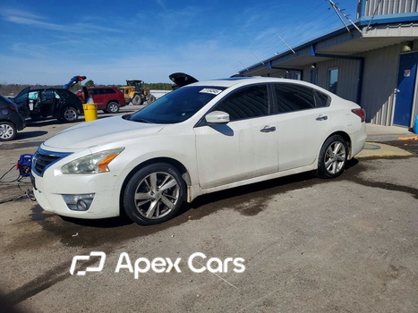 Nissan Altima 2015 - Image 1 of 12