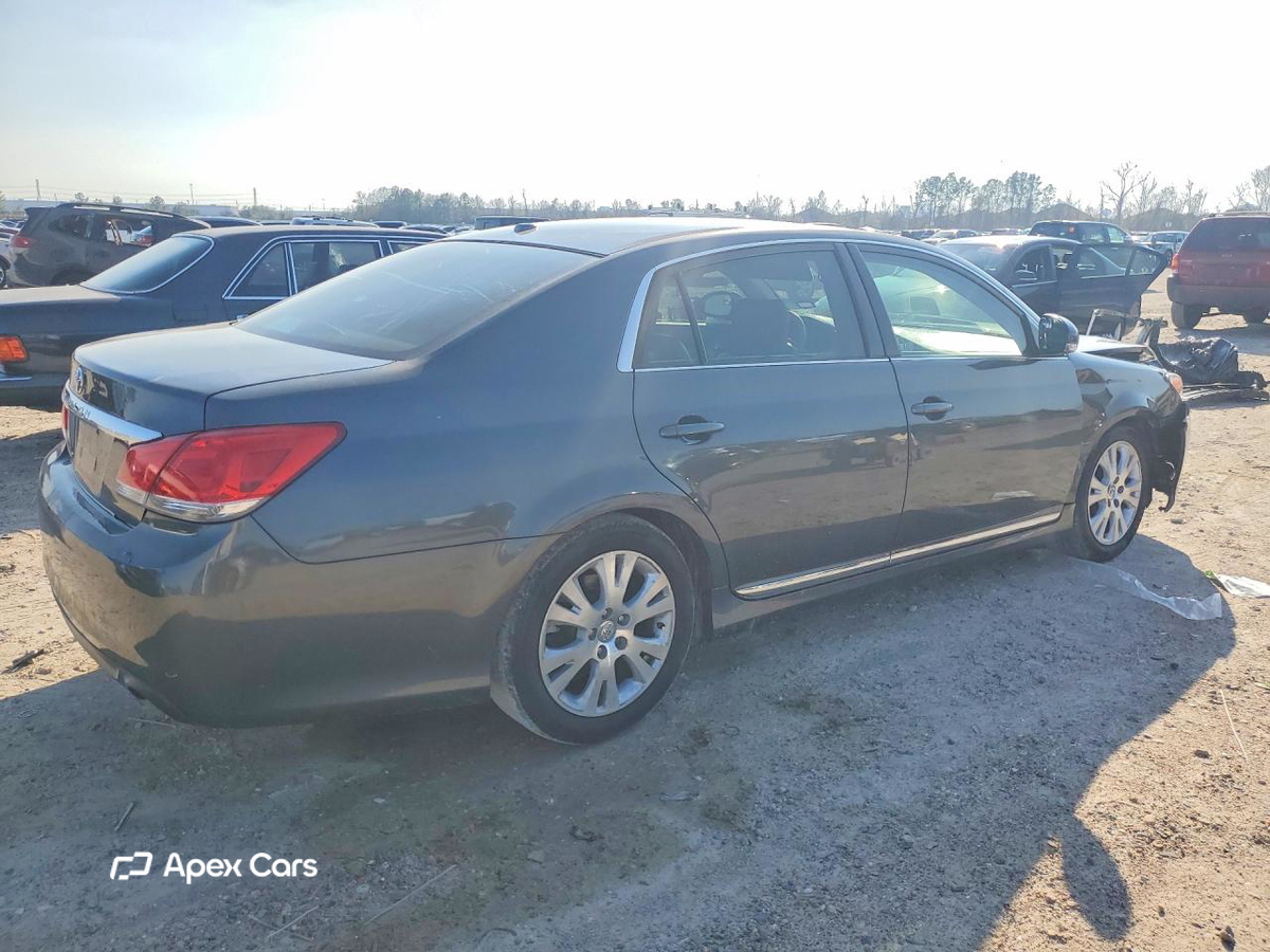 Toyota Avalon 2012
