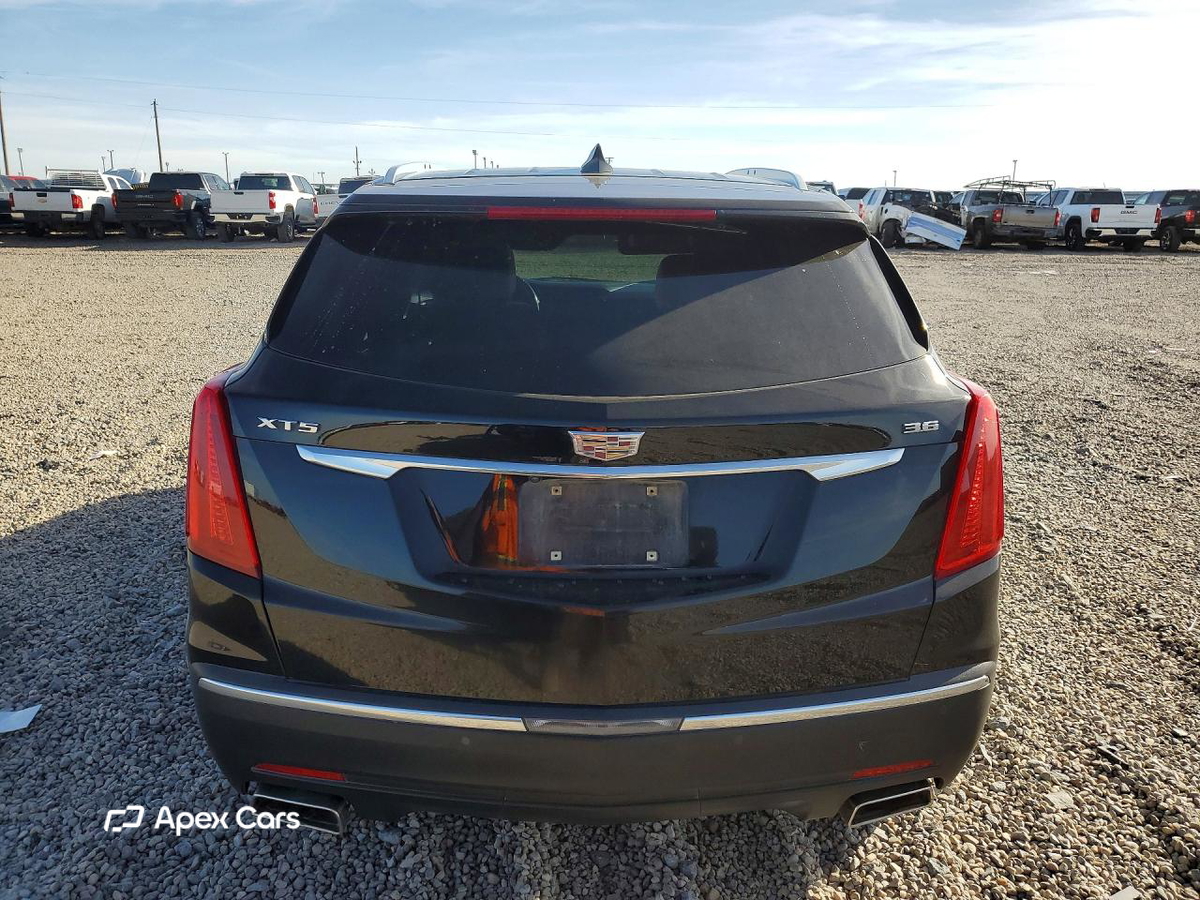 Cadillac XT5 2017