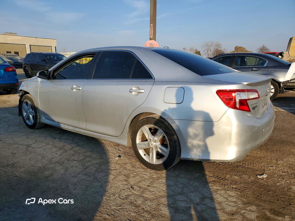 Toyota Camry 2012