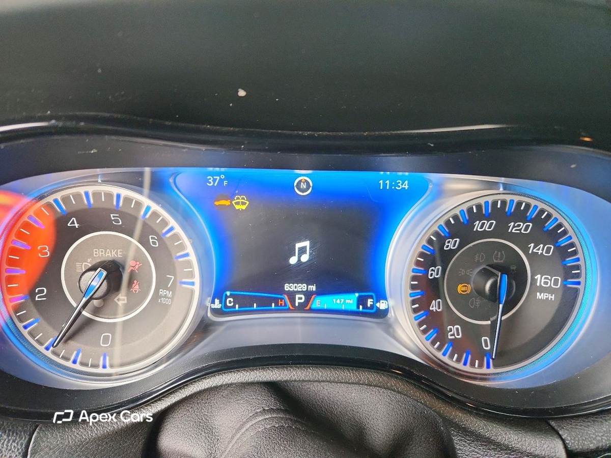Chrysler 300 2022