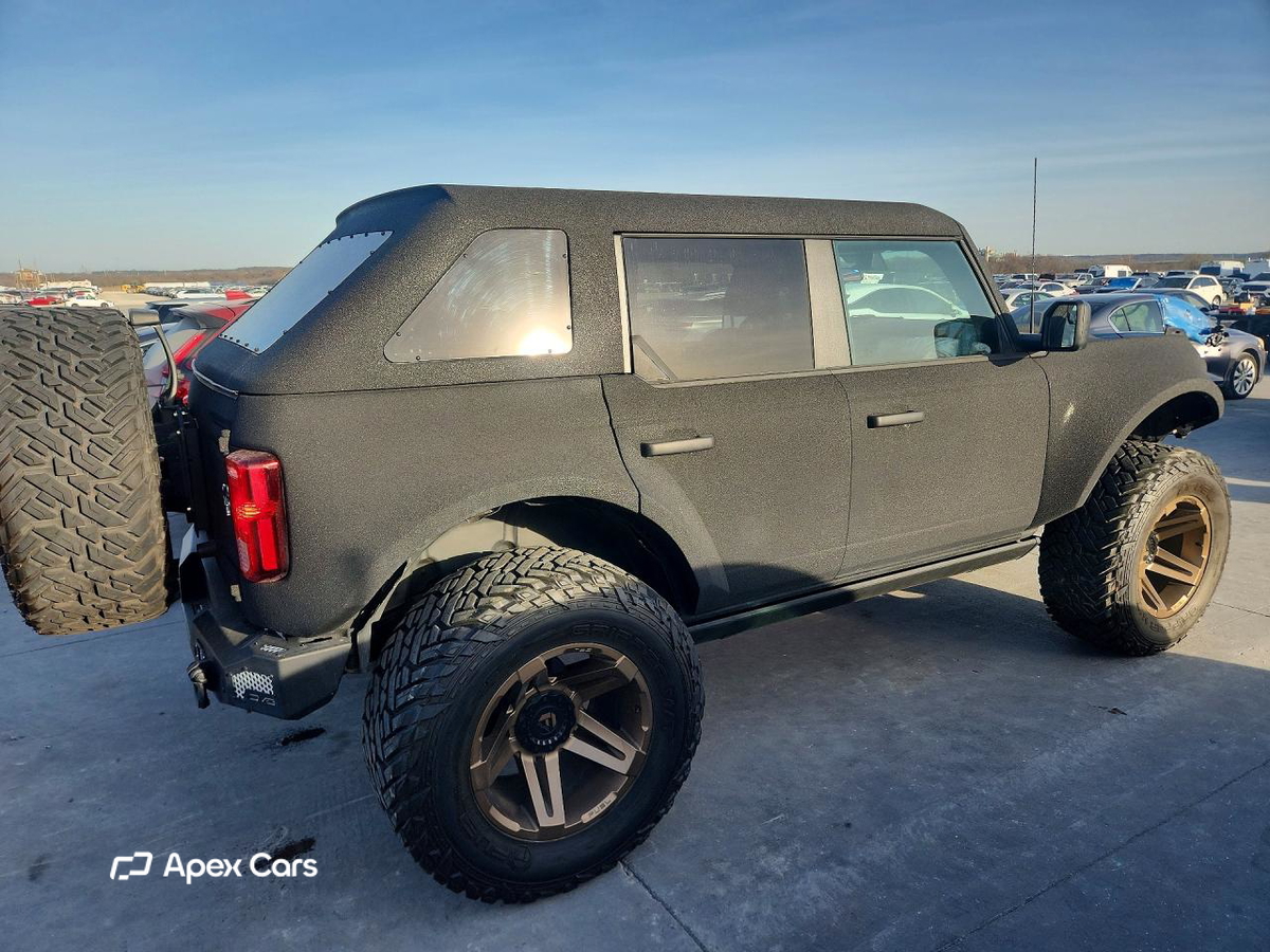 Ford Bronco 2023