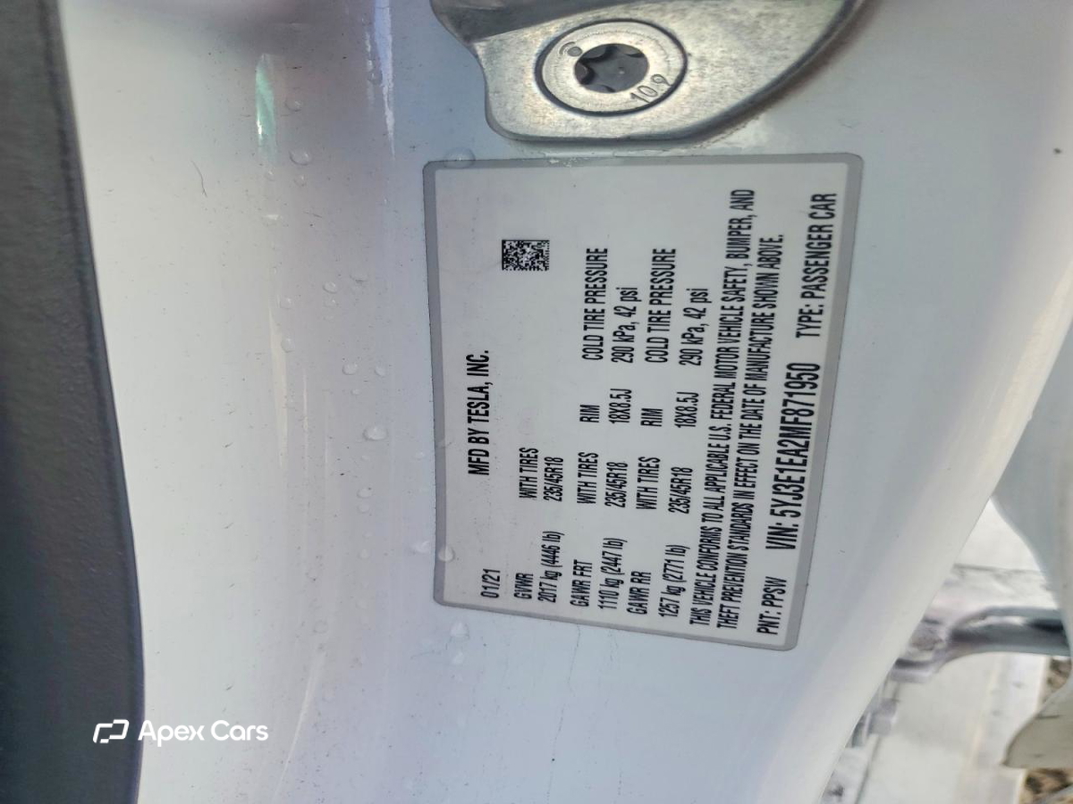 Tesla Model 3 2021