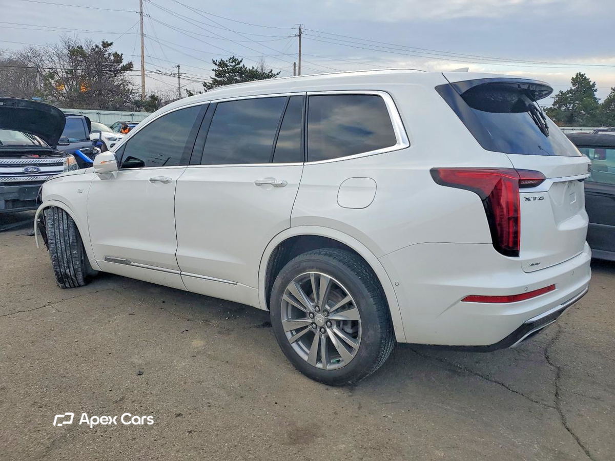 Cadillac XT6 2021