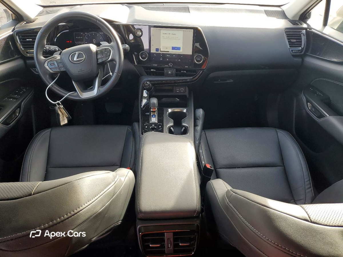 Lexus NX 2025