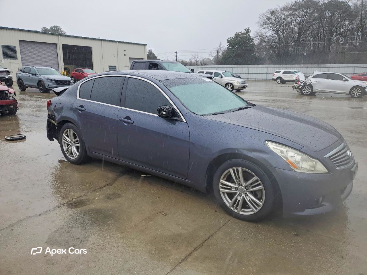 Infiniti G 2012