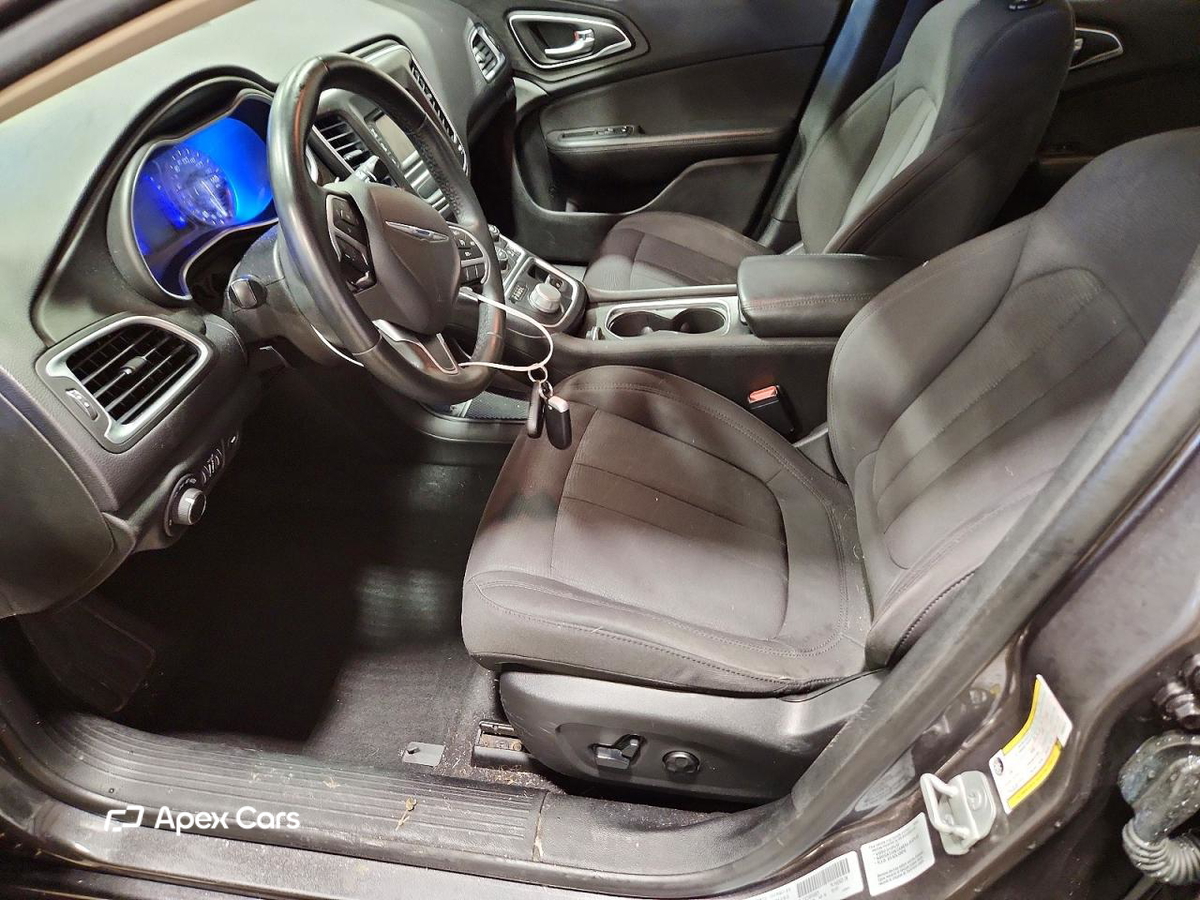 Chrysler 200 2015