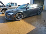 Chrysler 300 2021