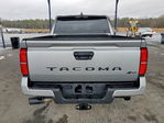 Toyota Tacoma 2024