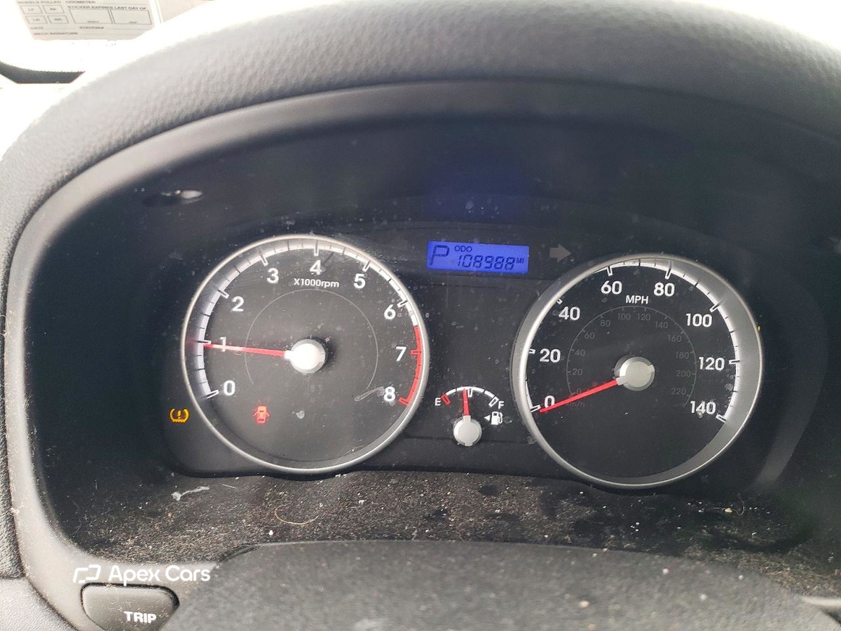 Hyundai Accent 2011