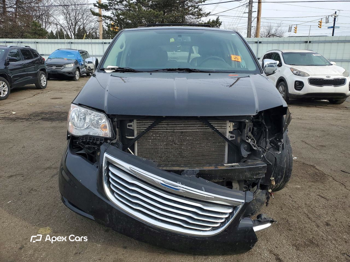 Chrysler Voyager 2015