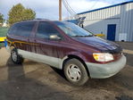 Toyota Sienna 2000