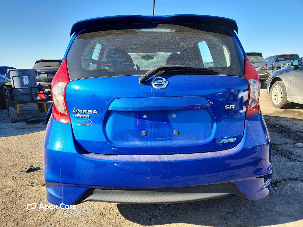 Nissan Versa 2016