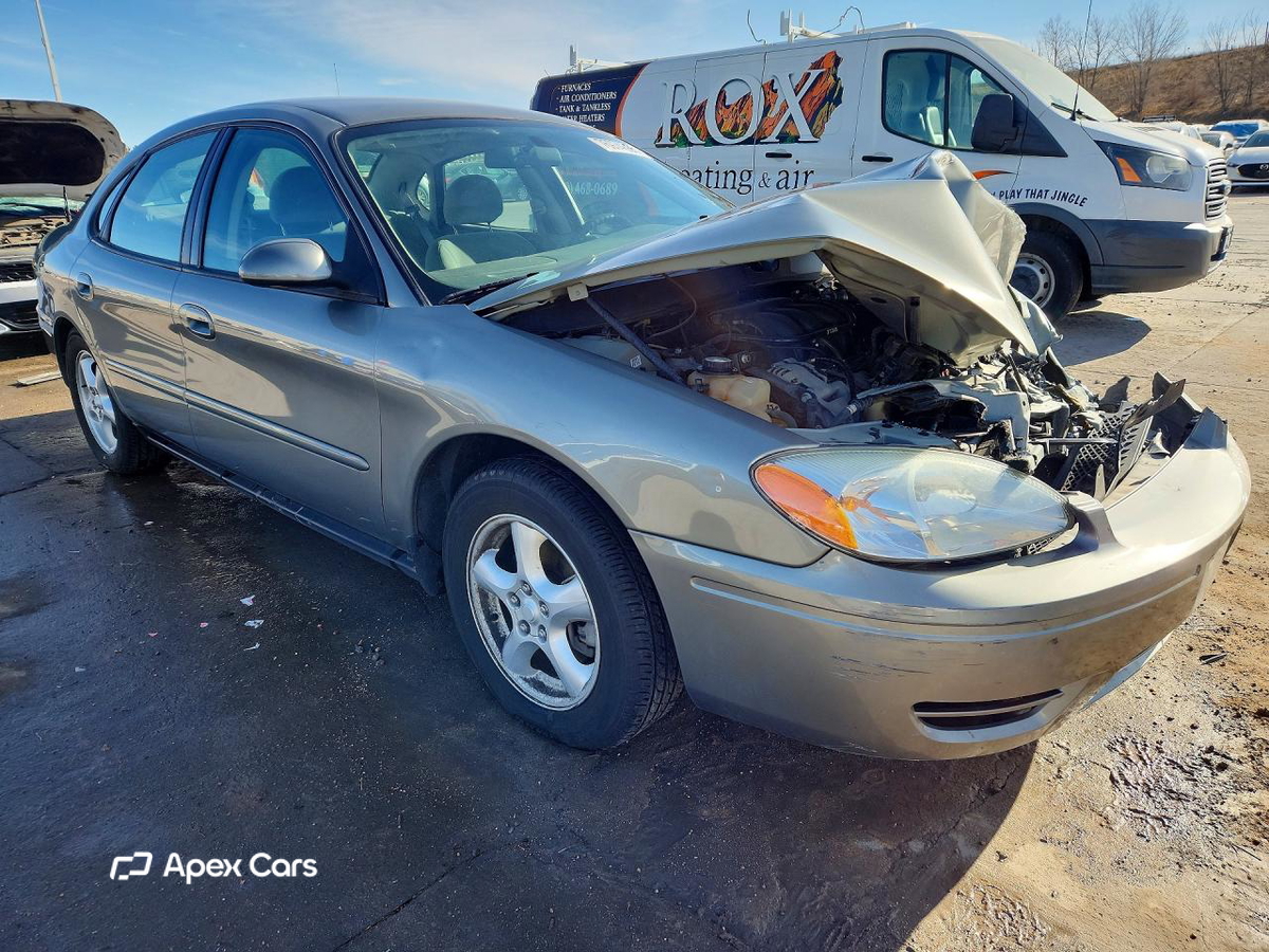 Ford Taurus 2004