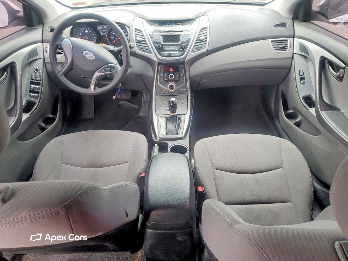 Hyundai Elantra 2016