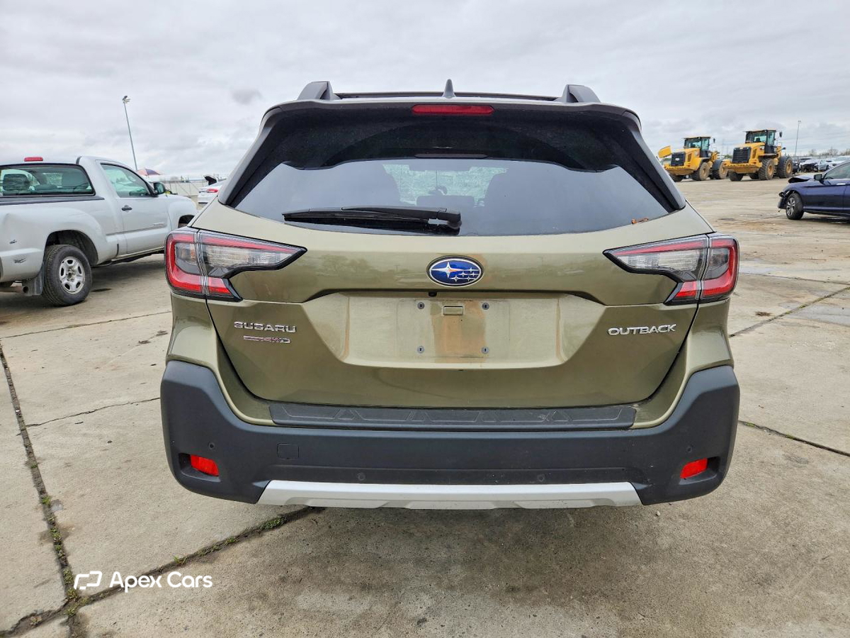 Subaru Outback 2025