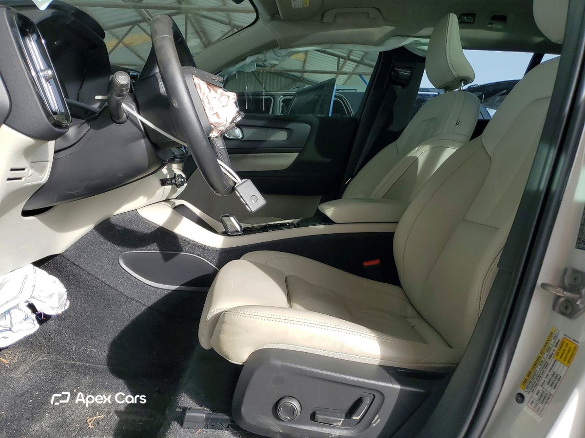 Volvo XC40 2022
