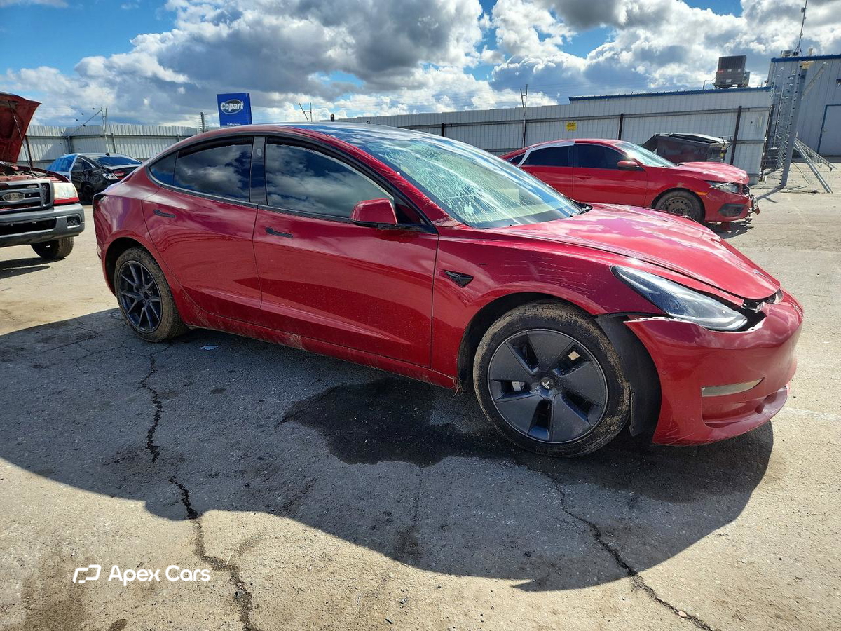 Tesla Model 3 2022