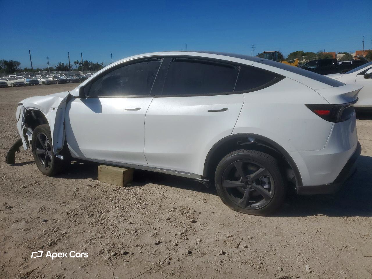 Tesla Model Y 2026